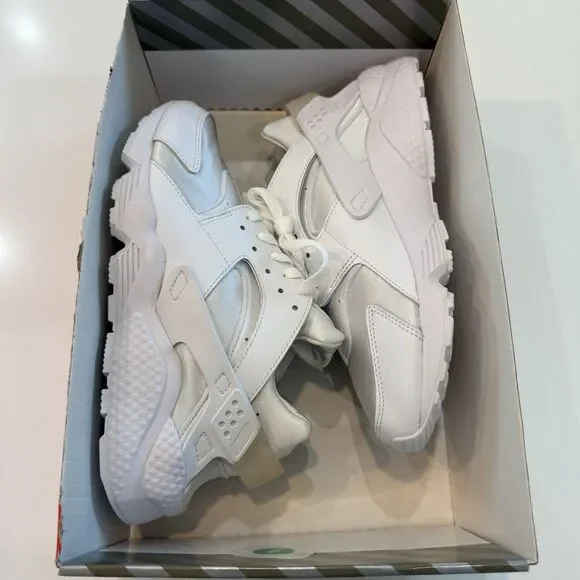 Men’s size Size 10- Nike Air Huarache Triple White Brand new